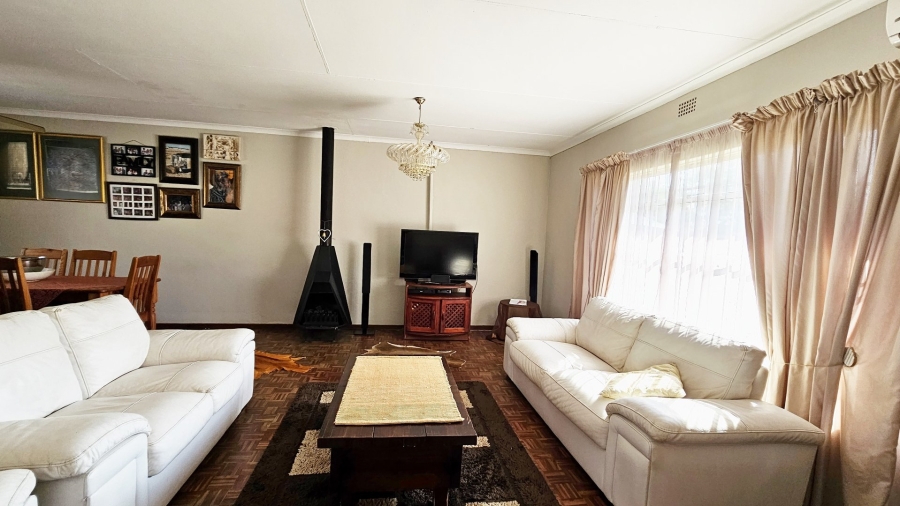 4 Bedroom Property for Sale in Vaalpark Free State